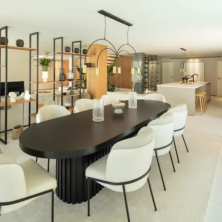 Villa In Nueva Andalucia With Private Pool *