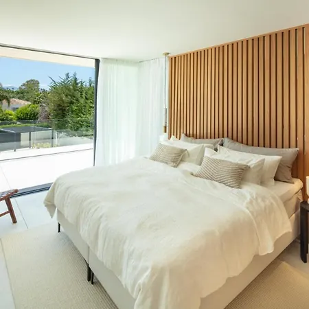 In Nueva Andalucia With Private Pool Villa *